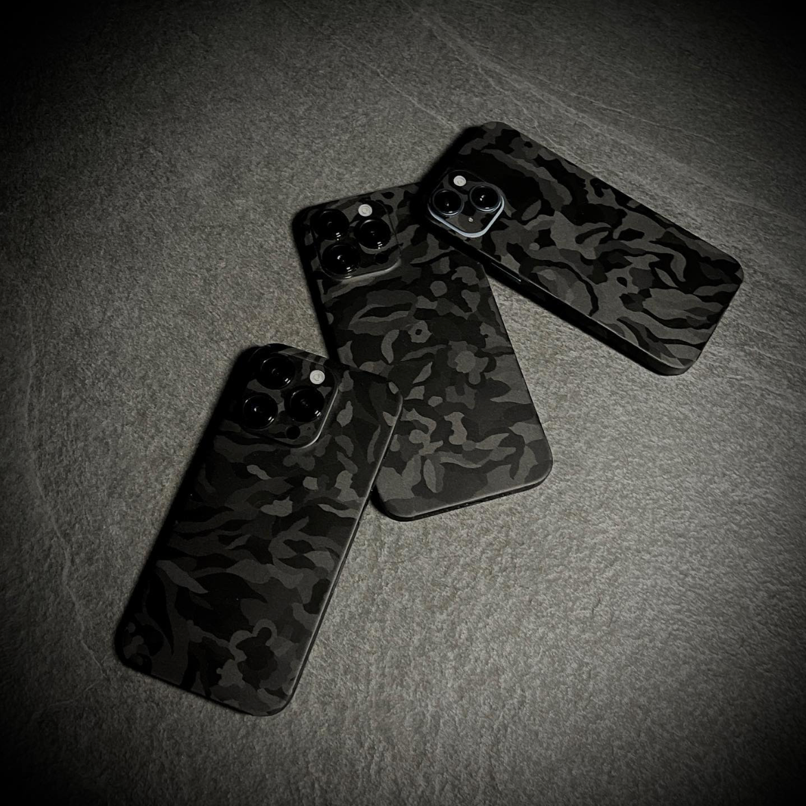 iPhone 15 Pro Max Skin Shadow Black